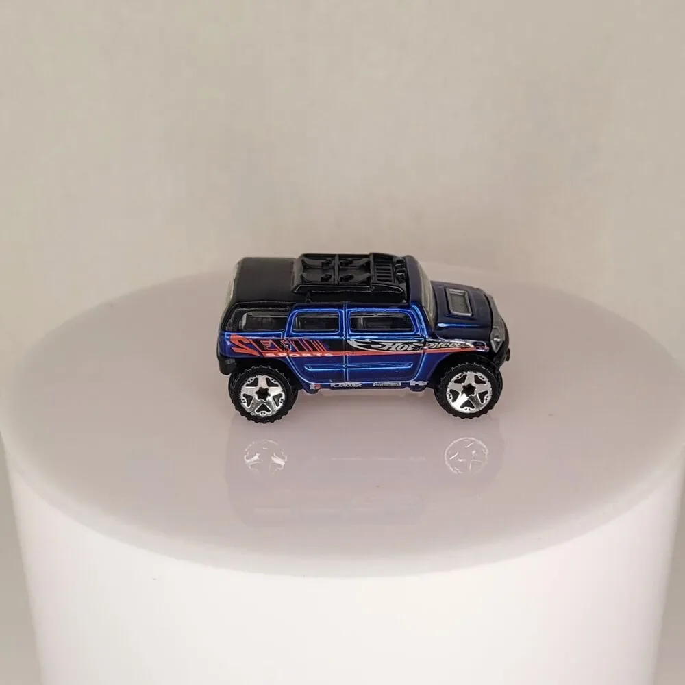 Hot Wheels 2003 Rockster Blue Hummer SUV Diecast Car